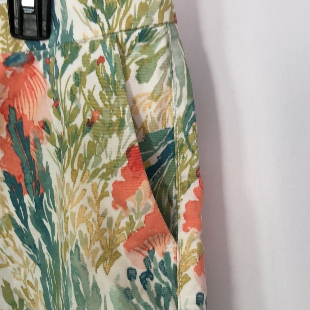 Old Navy Shorts Ocean Coral Reef Print Watercolor Floral Chino Shorts Size 8 - Picture 4 of 10